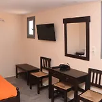 Kapsali Apartment *