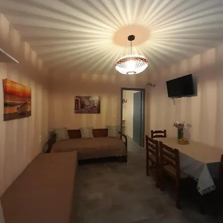 Kapsali Apartment *